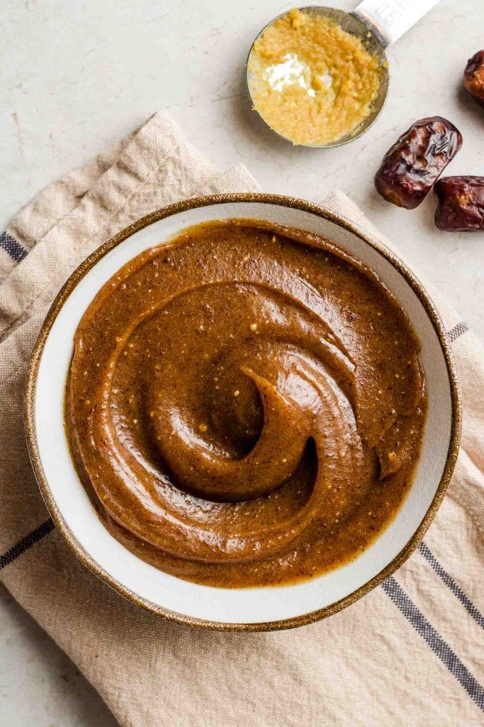 Healthy Vegan Salted Caramel: Dairy-Free & 3 Ingredients