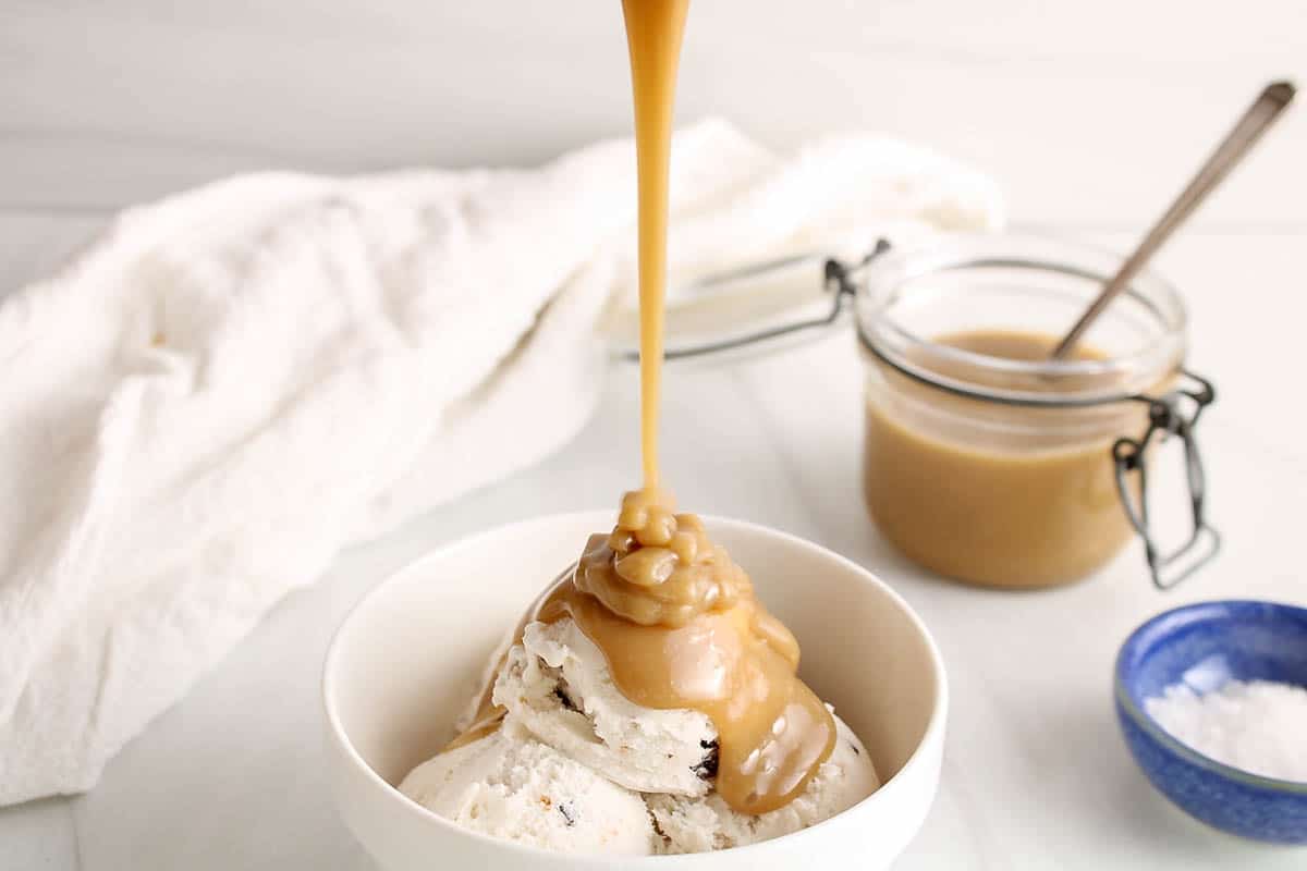 Make Fail-Proof Tahini Salted Caramel: Quick & Easy Steps